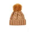 Gorro de niña de punto con pompón de pelo sintético de ochos